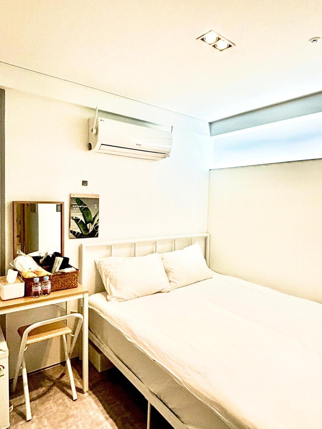 Look Home Guesthouse Сеул Экстерьер фото