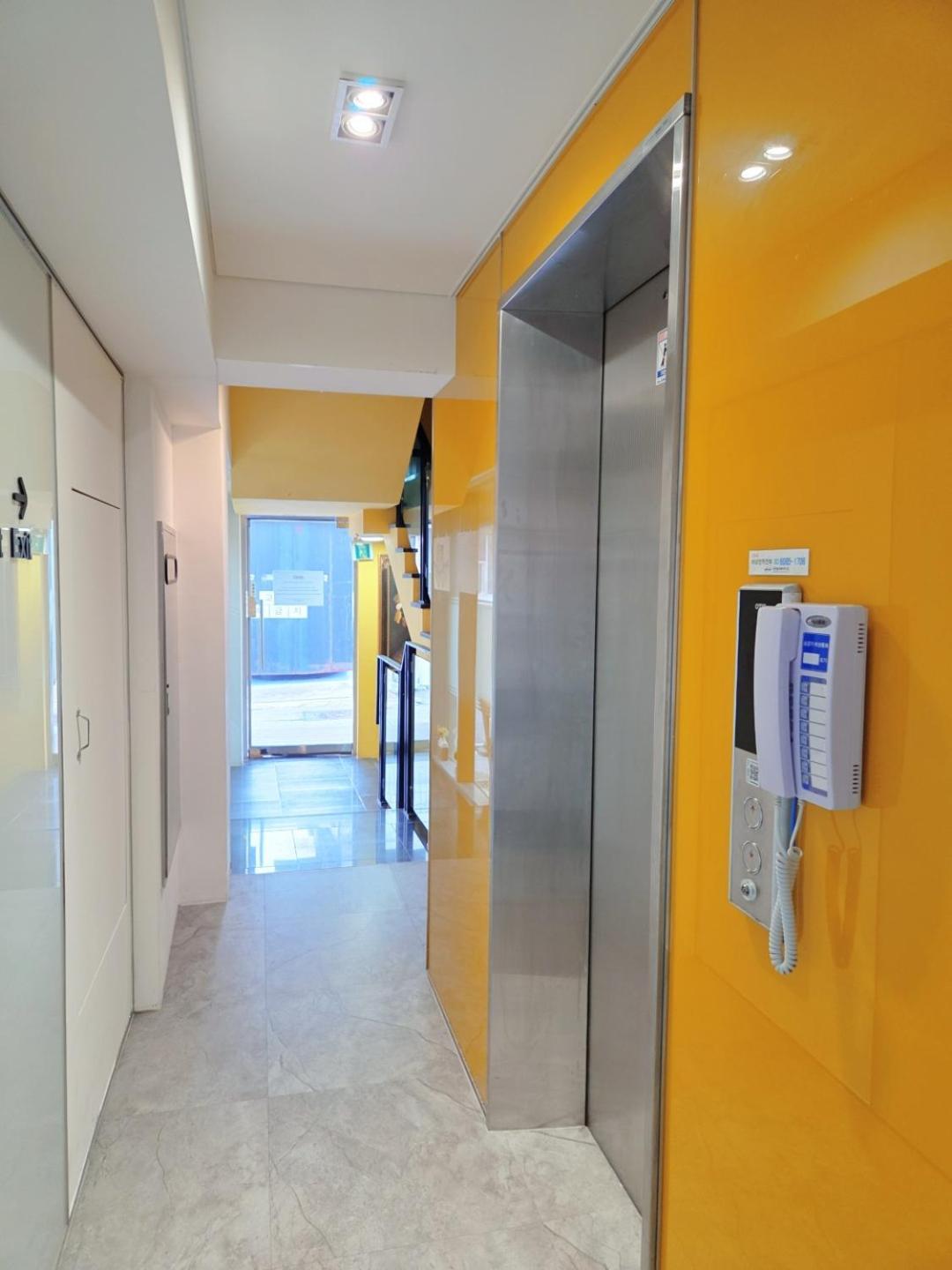 Look Home Guesthouse Сеул Экстерьер фото